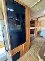 2008 Ford Winnebago Vista 32K Pic 2874_V2026041515534530