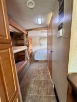 2008 Ford Winnebago Vista 32K Pic 2874_V2026041515534531