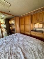 2008 Ford Winnebago Vista 32K Pic 2874_V2026041515534538