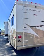 2008 Ford Winnebago Vista 32K Pic 2874_V202604151553457