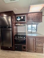 2019 Forest River Palomino Solaire 211 Bh Pic 2874_V2026060116525215