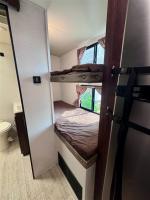2019 Forest River Palomino Solaire 211 Bh Pic 2874_V2026060116525219