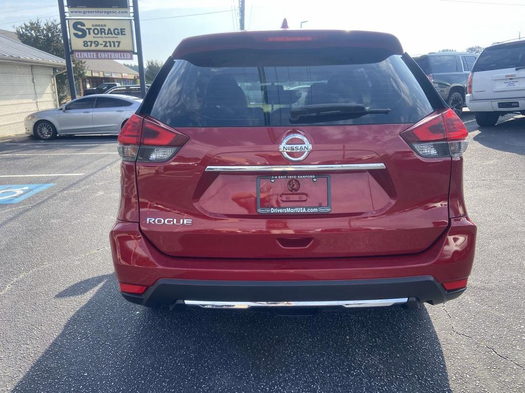 2017 Nissan Rogue S photo 4