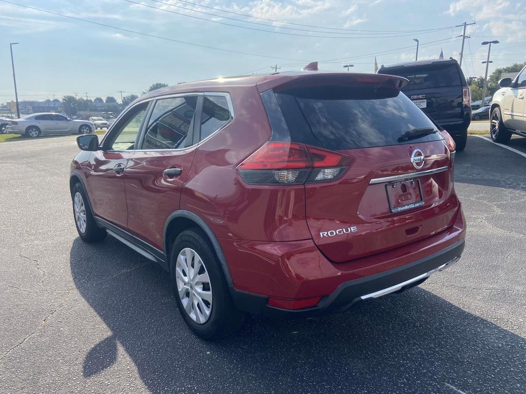 2017 Nissan Rogue S photo 5