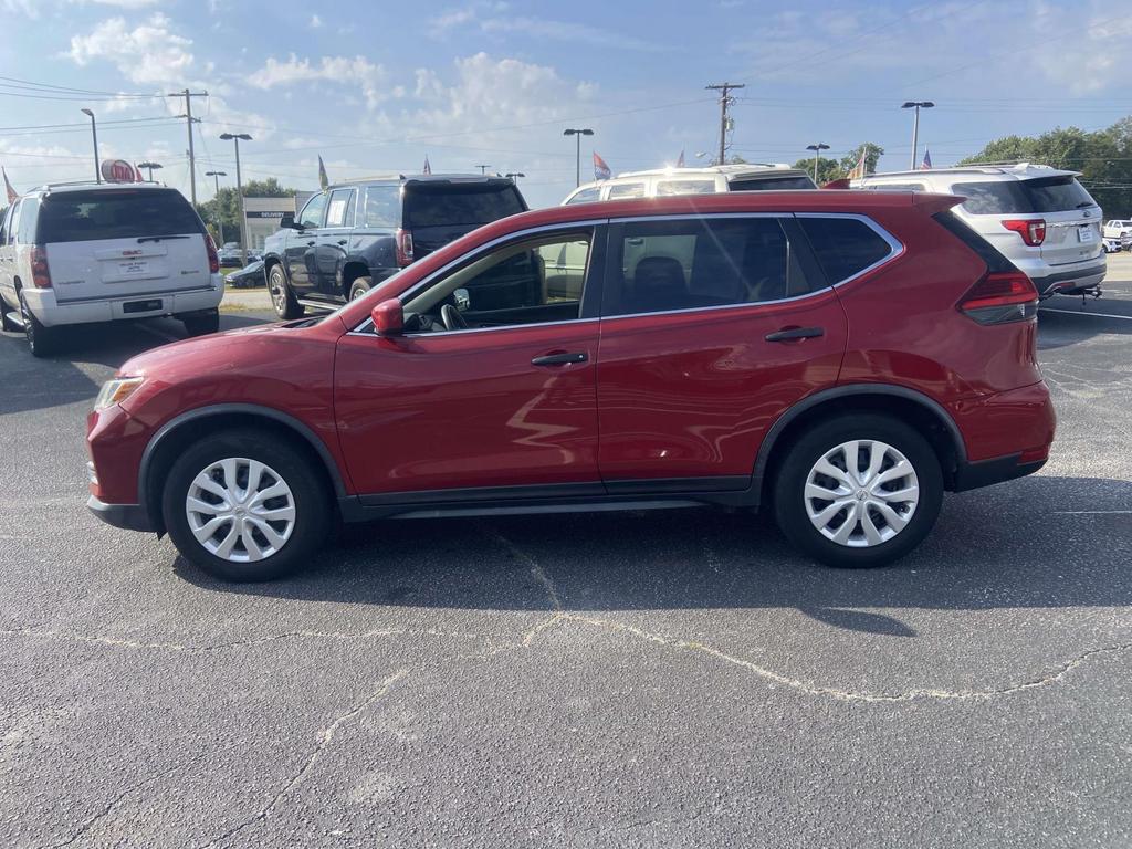 2017 Nissan Rogue S photo 6