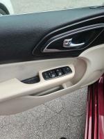 2016 Chrysler 200 Pic 2880_V2025041505314413