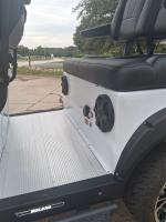 2025 Solana Ev Xa 4 Fwd Seating Pic 2892_V2025090922455813