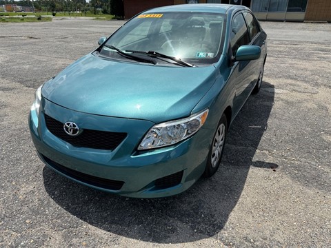 2010 Toyota Corolla LE 4-Speed AT