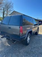 1999 Chevrolet Tahoe Pic 2897_V202511141037033