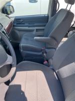 2008 Chrysler Town & Country Pic 2898_V202603021033246