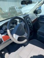2008 Chrysler Town & Country Pic 2898_V202603021033247