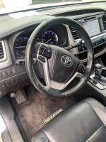 2014 Toyota Highlander thumbnail 3