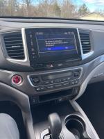 2017 Honda Pilot thumbnail 3