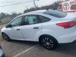 2016 Ford Focus thumbnail 2