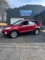2017 Ford Escape thumbnail 1