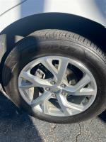 2020 Chevrolet Equinox thumbnail 3