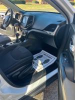 2016 Jeep Cherokee thumbnail 12