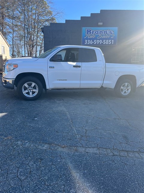 2014 Toyota Tundra SR5