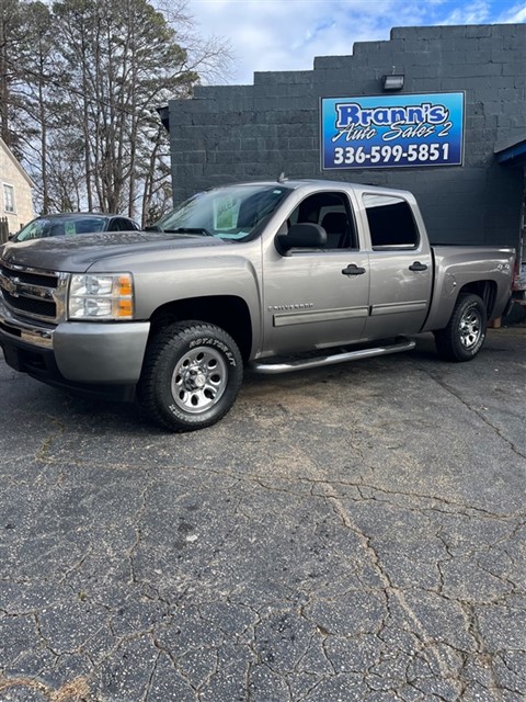 2009 Chevrolet Silverado 1500 LS Crew Cab 4WD