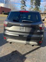 2017 Ford Escape thumbnail 2