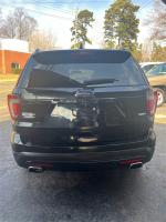 2017 Ford Explorer thumbnail 4