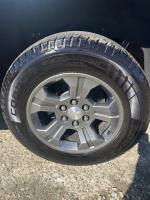 2018 Chevrolet Tahoe thumbnail 3