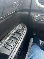 2016 Chevrolet Traverse thumbnail 14