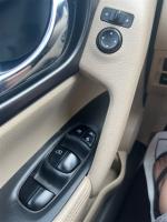 2016 Nissan Rogue thumbnail 11