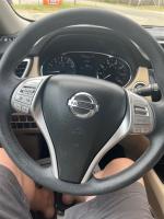 2016 Nissan Rogue thumbnail 14