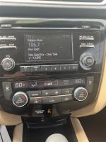 2016 Nissan Rogue thumbnail 18