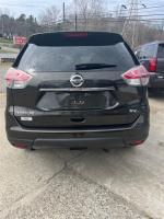 2016 Nissan Rogue thumbnail 4