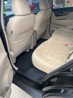 2016 Nissan Rogue thumbnail 6