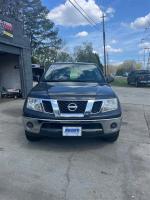 2011 Nissan Frontier thumbnail 2