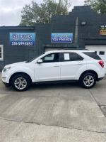 2017 Chevrolet Equinox thumbnail 1