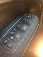 2018 Chrysler 300 thumbnail 5