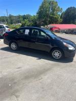 2018 Nissan Versa thumbnail 5