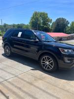 2017 Ford Explorer thumbnail 3