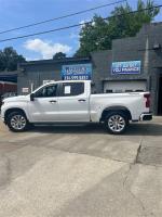 2022 Chevrolet Silverado 1500 Limited thumbnail 1