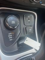 2017 Jeep Compass thumbnail 12