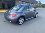 2005 Volkswagen New Beetle thumbnail 6