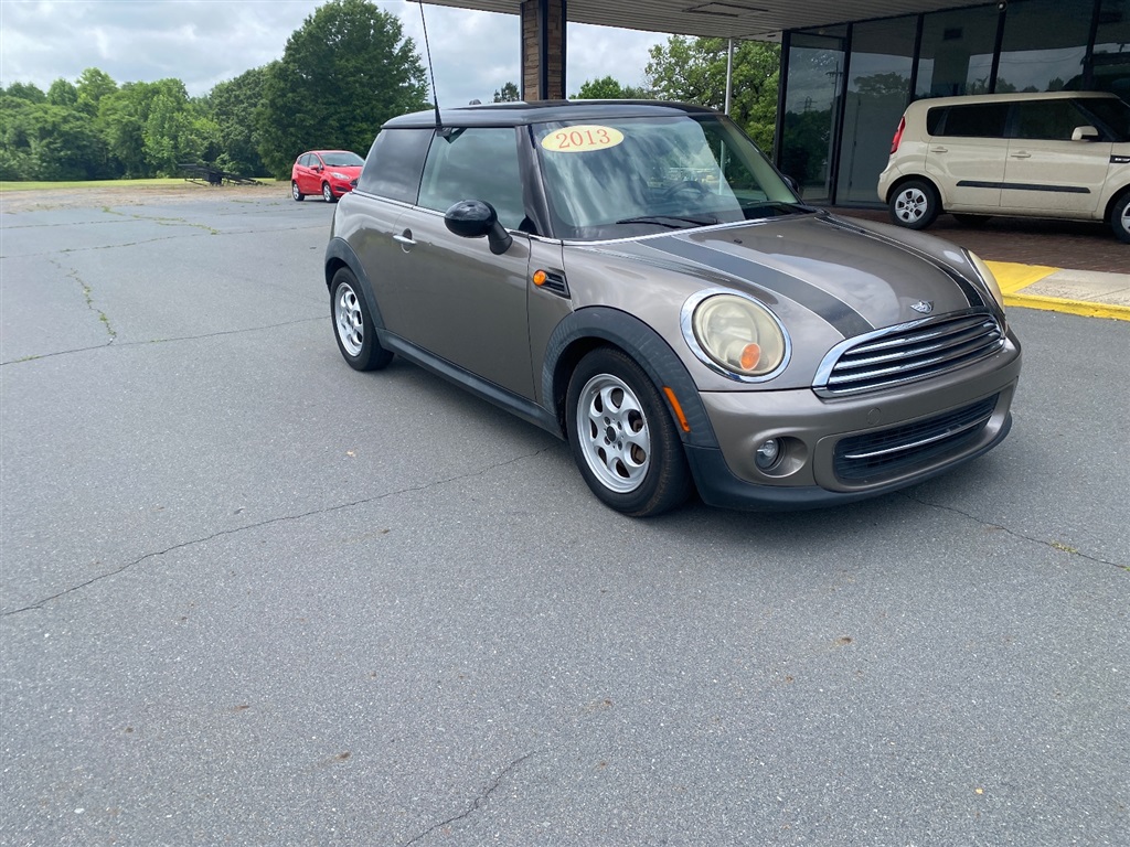2013 MINI Cooper -'s photo