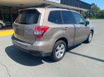 2014 Subaru Forester thumbnail 6