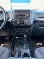 2014 Jeep Wrangler thumbnail 17