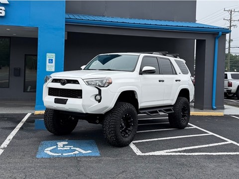 2019 Toyota 4Runner SR5 2WD