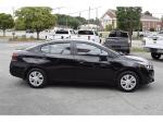 2021 Nissan Versa thumbnail 4