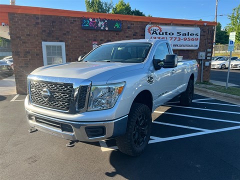 2017 Nissan Titan 4WD Diesel