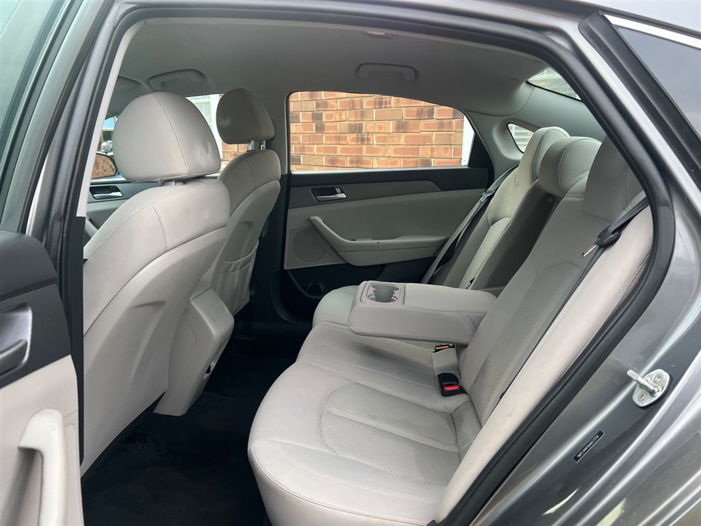 2018 Hyundai Sonata SE - Photo 20