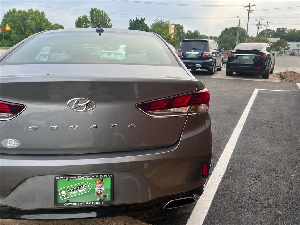 2018 Hyundai Sonata SE - Photo 8