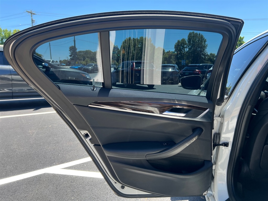 2018 BMW 5 Series 530i - Photo 21