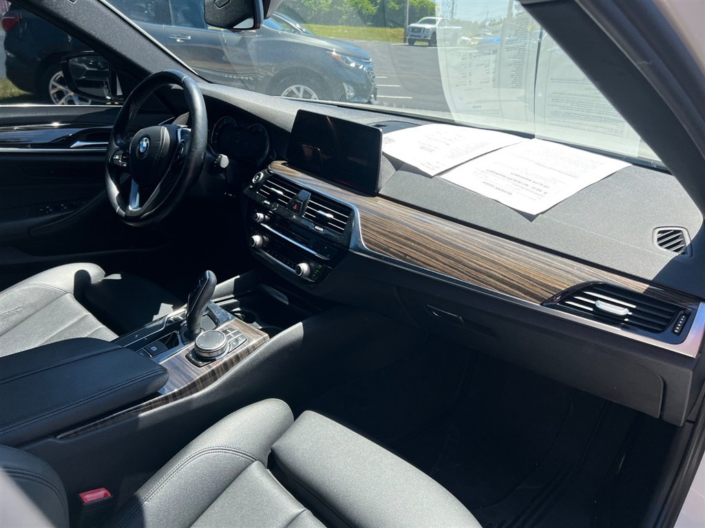2018 BMW 5 Series 530i - Photo 29